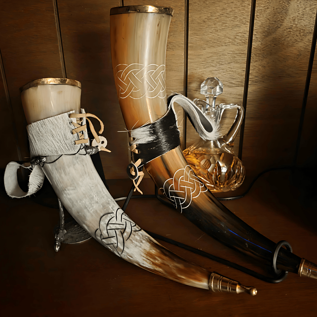 Wikinger trinkhorn, verziert, messing trinkhorn, echtthorn, Wikinger shop